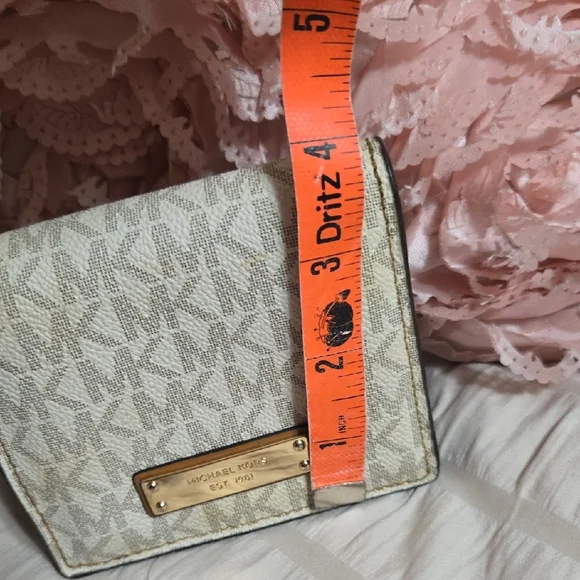 Michael Kors Logo Print Wallet in Cream and Gold - Picture 9 of 9